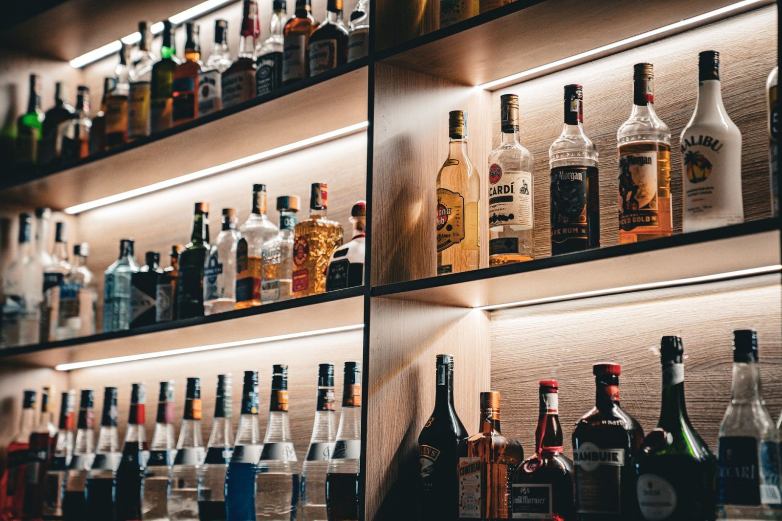 酱香口粮酒没有统一排名，选酒先看香型与饮用习惯